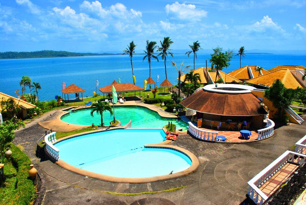 Leyte Park Resort Hotel Tacloban Exterior foto
