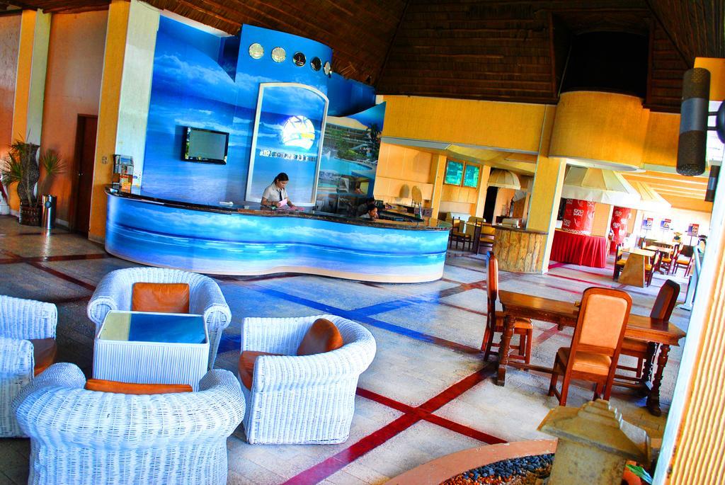 Leyte Park Resort Hotel Tacloban Exterior foto