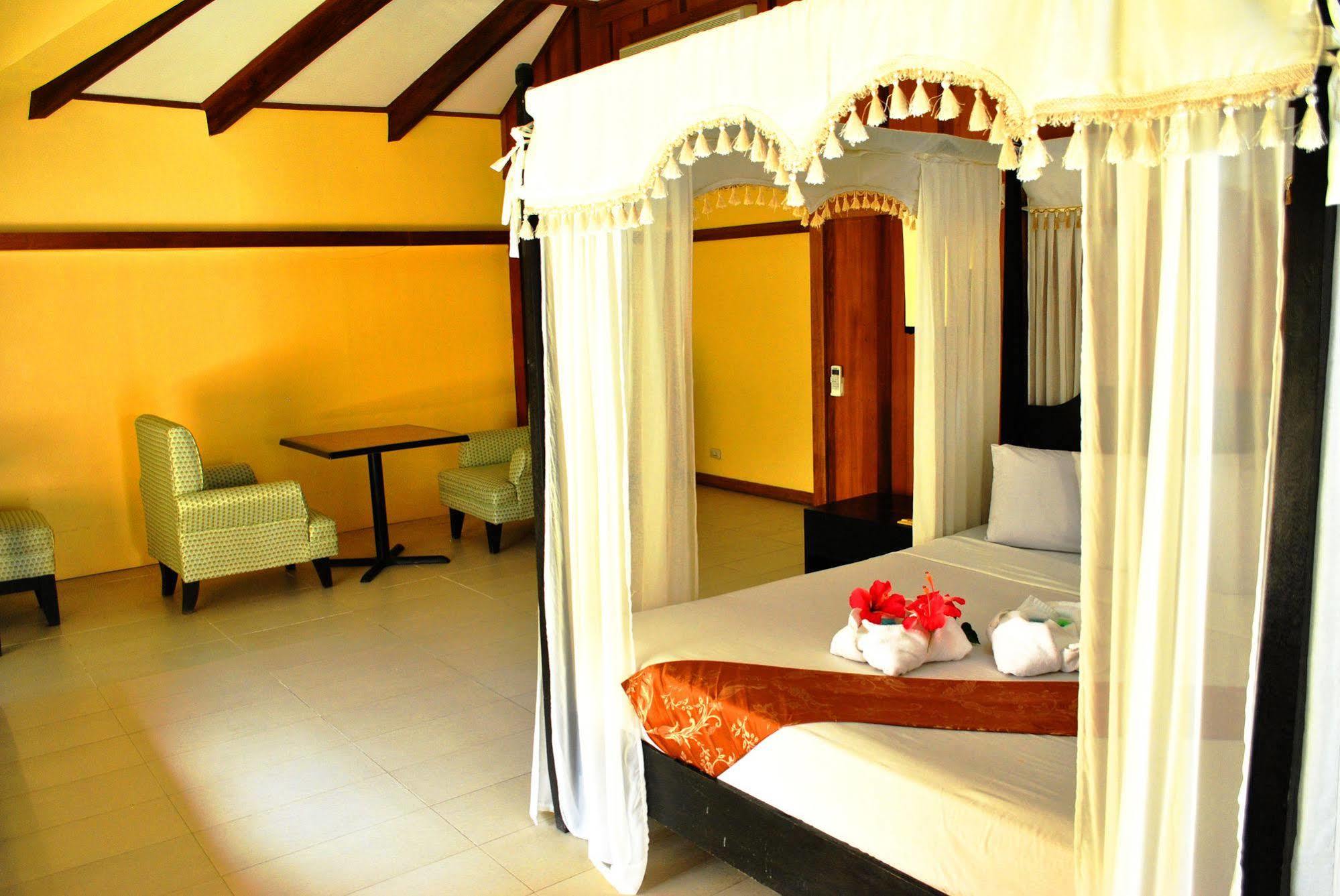 Leyte Park Resort Hotel Tacloban Exterior foto