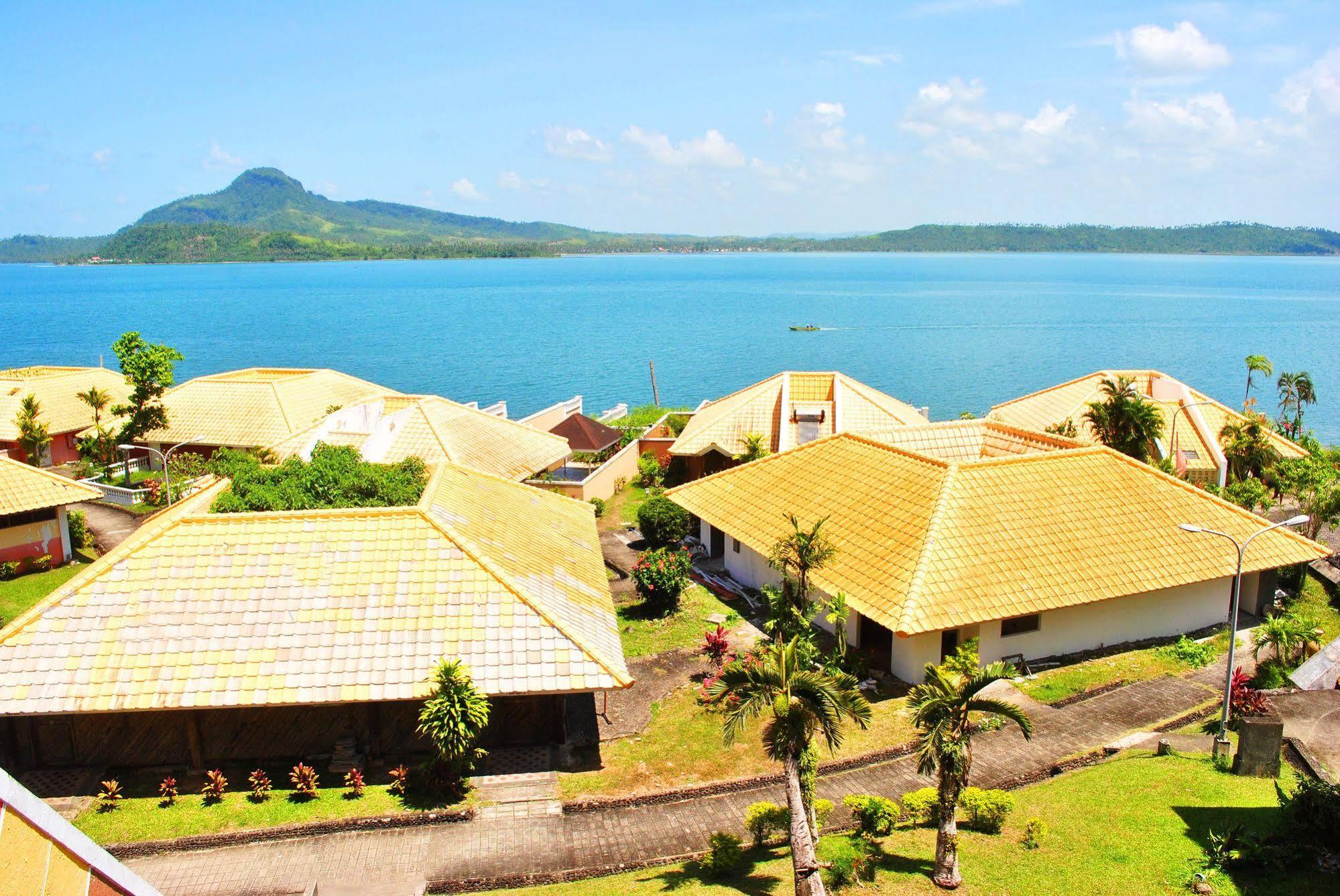Leyte Park Resort Hotel Tacloban Exterior foto