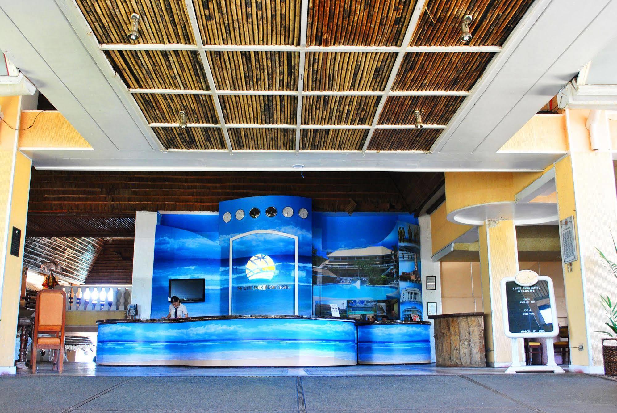 Leyte Park Resort Hotel Tacloban Exterior foto